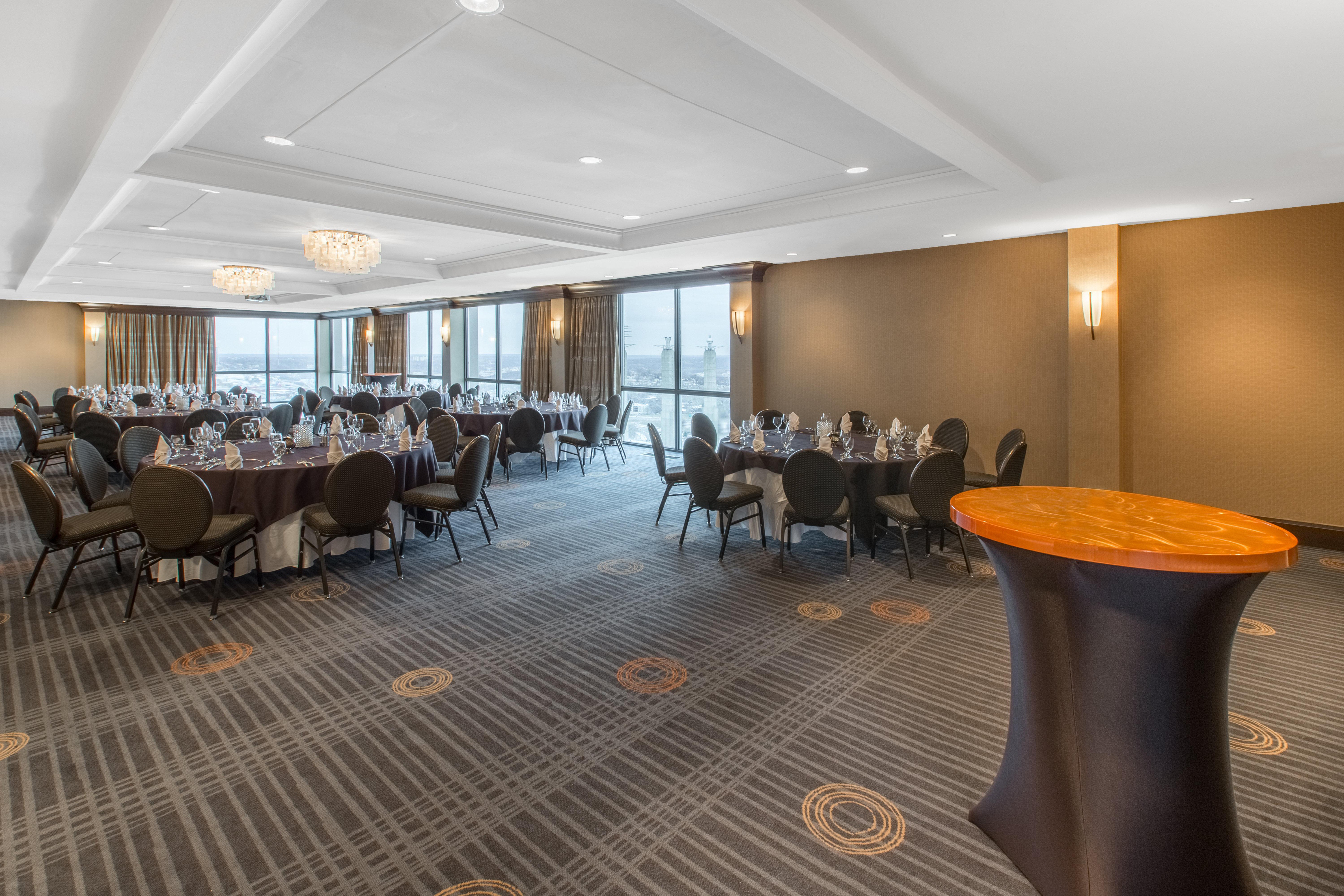 Crowne Plaza Kansas City Downtown By Ihg Екстер'єр фото